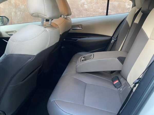 gal-4i98_08-jpgu20251113165456